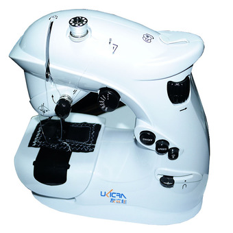 iBettalet จักรเย็บผ้าขนาดเล็ก UFR-403 (White/Black)