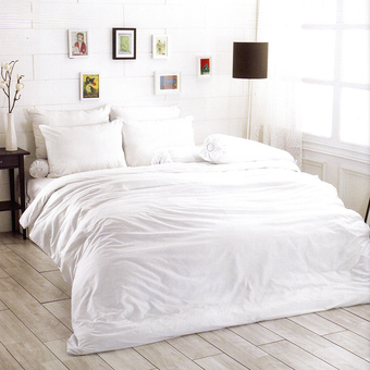 TOTO ชุดเครื่องนอน ผ้าปูที่นอน ผ้านวม รุ่น TT-WHITE (สีพื้นขาว)