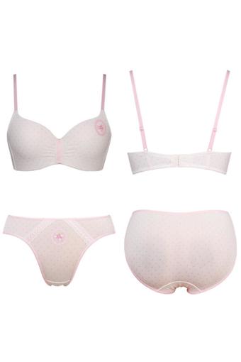 Sabina เซ็ทชุดชั้นในPretty perfectรหัส SBU1109+SUU1109 สีครีม
