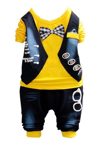 achute ชุดเซ็ต เสื้อยืดแขนยาวพร้อมเสื้อแจ็คเก็ต+ กางเกงยีนส์ผ้ายืด (สีเหลือง)