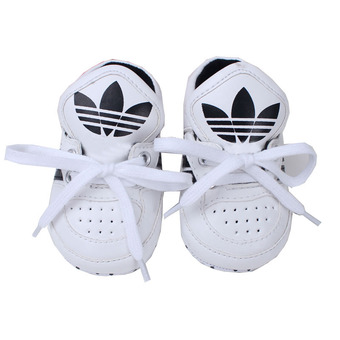 ADIDAS รองเท้าหัดเดินสำหรับเด็กเล็ก (สีขาว/ดำ)