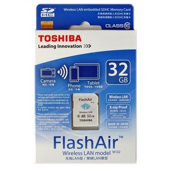 Toshiba 32GB FlashAir SD Card with Wifi