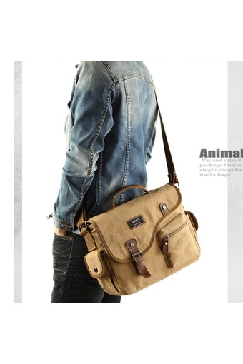 Upper กระเป๋าผู้ชาย สะพายพาดลำตัว ผ้า CANVAS รุ่น UP145 (สีน้ำตาลอ่อน)