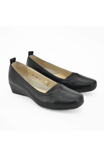 BATA รองเท้าแฟชั่น ผู้หญิง ส้นเตี้ย LADIES&#039;CASUAL FLAT สีดำ รหัส 6516667