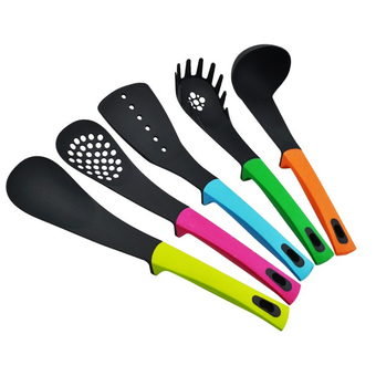 5-in-1 Non-stick Heat Resistant Nylon Soup Ladle Spoon Spatula Spaghetti Server Rice Paddle Kitchen Utensils Set (Random Color)