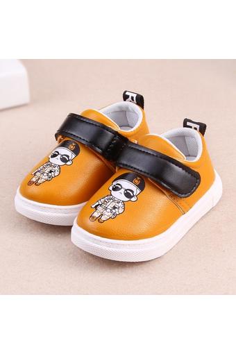 M fashion รองเท้าผ้าใบเด็ก หนัง PU ลายการ์ตูนทหาร (สีเหลือง) รุ่น16818