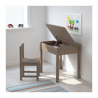 SUNDVIK โต๊ะเด็กพร้อมช่องเก็บของ+เก้าอี้ Children's table+chair (น้ำตาลเทา)