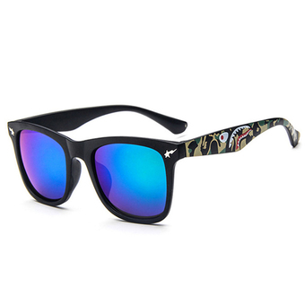 Man style Sunglasses แว่นตากันแดด รุ่น 15929 C5 （Green/Black）
