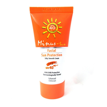 Minus Facial Sun Protection SPF 50+ PA+++ - Ivory 15 g.