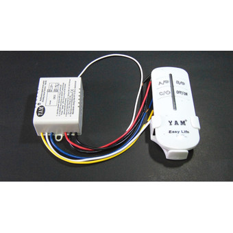3 Ways สวิทซ์รีโมทเปิดปิดไฟเครื่องใช้ไฟฟ้าควบคุม 3 ช่องทาง Digital Wireless Wall Switch Remote Control AC 200-240V (สีขาว)