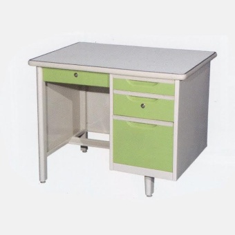 RF Furniture โต๊ะทำงานเหล็ก 3 ฟุต รุ่น TM-3 (สีเขียว/ครีมมุก)