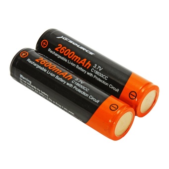 2x 3.7V 18650 XCSOURCE 2600mAh Li-ion Rechargeable Battery For Flashlight 